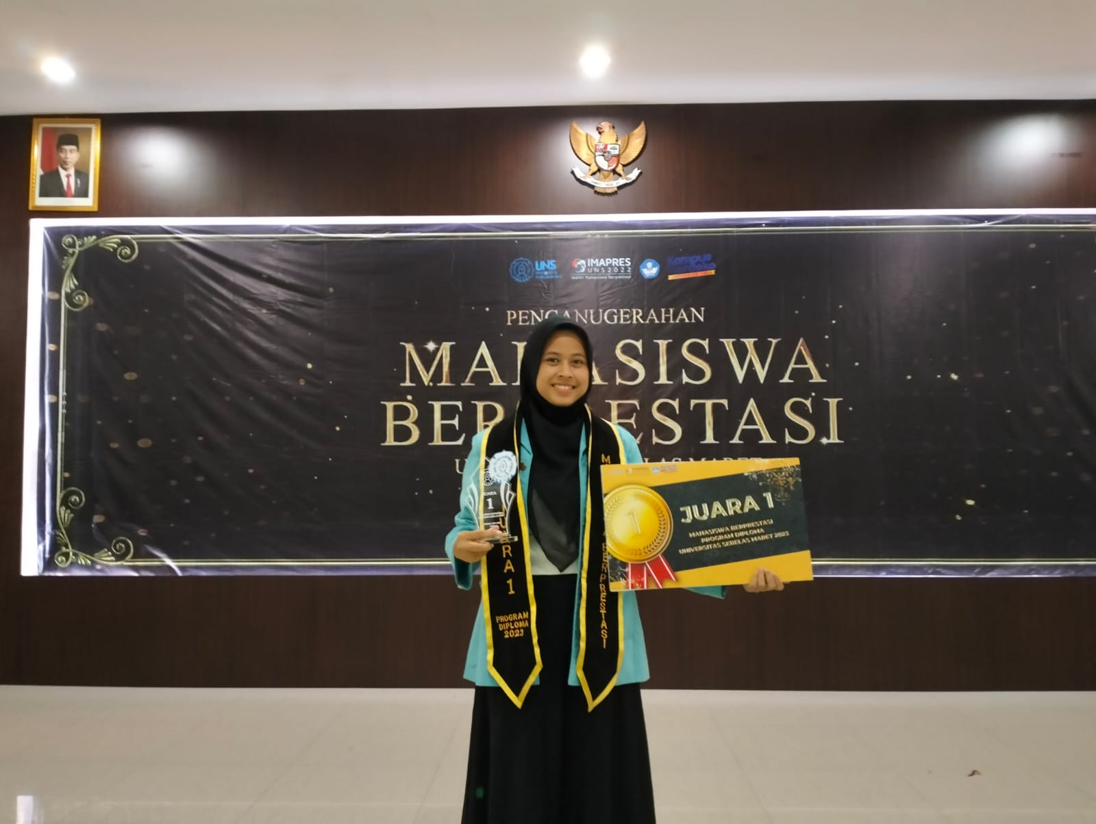 Gading Nasywaa Aji Azzahra, mahasiswa Kebidanan Program Sarjana Terapan 2020.
(Sumber: Dokumen Pribadi)